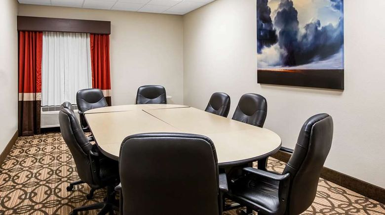 <b>La Quinta Inn & Suites North Platte Meeting</b>. Images powered by <a href="https://iceportal.shijigroup.com/" title="IcePortal" target="_blank">IcePortal</a>.
