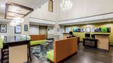 <b>La Quinta Inn & Suites Pasadena Lobby</b>. Images powered by <a href="https://iceportal.shijigroup.com/" title="IcePortal" target="_blank">IcePortal</a>.