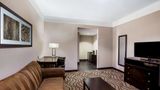 <b>La Quinta Inn & Suites Pasadena Suite</b>. Images powered by <a href="https://iceportal.shijigroup.com/" title="IcePortal" target="_blank">IcePortal</a>.