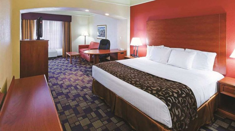 La Quinta Inn & Suites Seguin Room