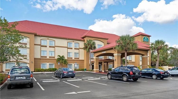 La Quinta Inn & Suites-Fort Myers Arpt Exterior