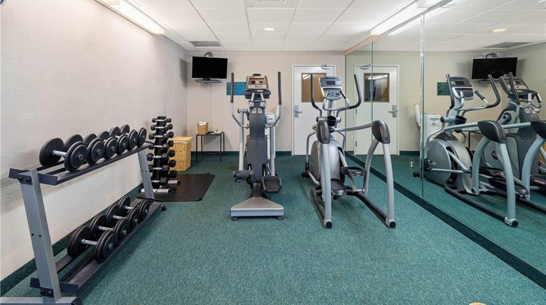 <b>La Quinta Inn & Suites-Fort Myers Arpt Health</b>. Images powered by <a href="https://iceportal.shijigroup.com/" title="IcePortal" target="_blank">IcePortal</a>.