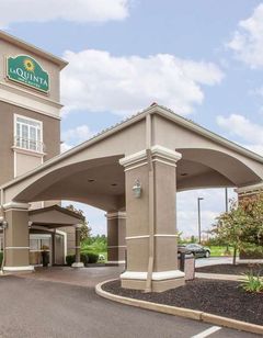 La Quinta Inn & Suites Cincinnati Arpt