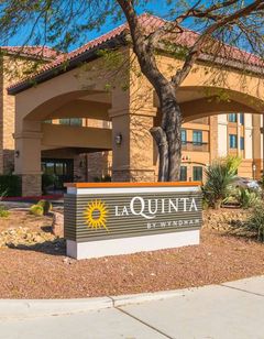 La Quinta Inn & Suites LAS South