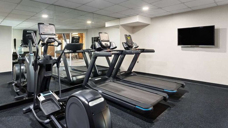 <b>La Quinta Inn & Suites Bakersfield North Health</b>. Images powered by <a href="https://iceportal.shijigroup.com/" title="IcePortal" target="_blank">IcePortal</a>.