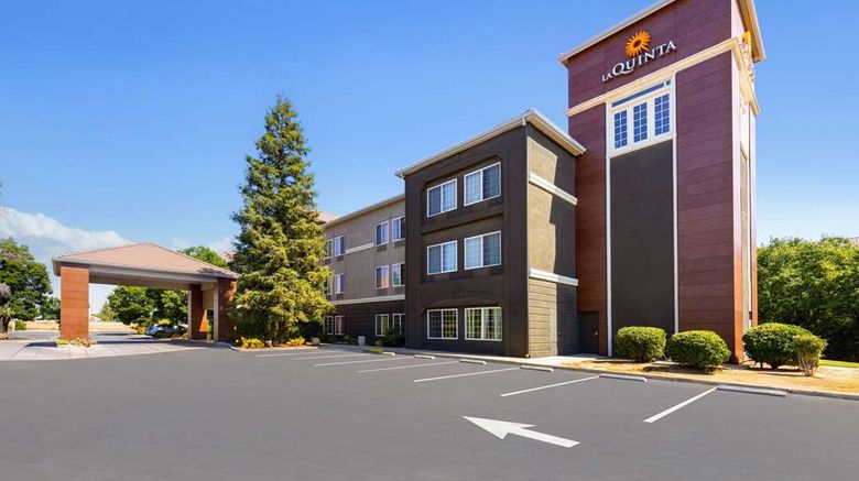 La Quinta Inn  and  Suites Bakersfield North Exterior. Images powered by <a href="https://iceportal.shijigroup.com" target="_blank" rel="noopener">Ice Portal</a>.