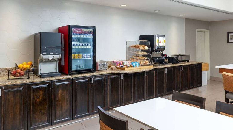 <b>La Quinta Inn & Suites Bakersfield North Other</b>. Images powered by <a href="https://iceportal.shijigroup.com/" title="IcePortal" target="_blank">IcePortal</a>.