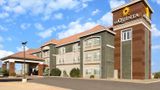 <b>La Quinta Inn & Suites Tucumcari Exterior</b>. Images powered by <a href="https://iceportal.shijigroup.com/" title="IcePortal" target="_blank">IcePortal</a>.