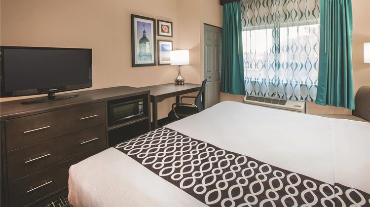 La Quinta Inn Indianapolis N at Pyramids Room