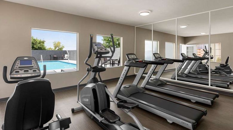 <b>La Quinta Inn & Suites North Stone Oak Health</b>. Images powered by <a href="https://iceportal.shijigroup.com/" title="IcePortal" target="_blank">IcePortal</a>.