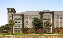 La Quinta Inn & Suites North Stone Oak