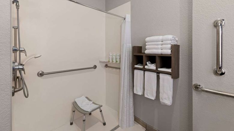 <b>La Quinta Inn & Suites Rapid City Room</b>. Images powered by <a href="https://iceportal.shijigroup.com/" title="IcePortal" target="_blank">IcePortal</a>.
