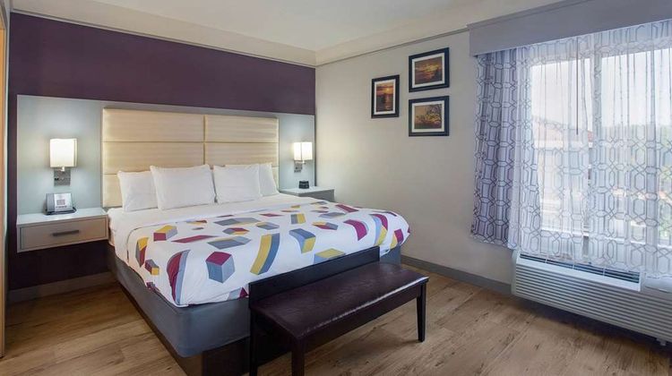 La Quinta Inn & Suites Mobile - Daphne Suite
