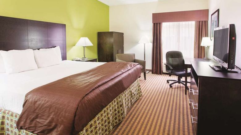 <b>La Quinta Inn Grove City Room</b>. Images powered by <a href="https://iceportal.shijigroup.com/" title="IcePortal" target="_blank">IcePortal</a>.