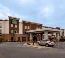 La Quinta Inn Grove City Exterior