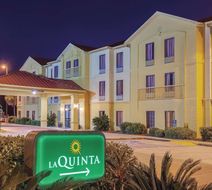 Baymont by Wyndham Moss Point Exterior