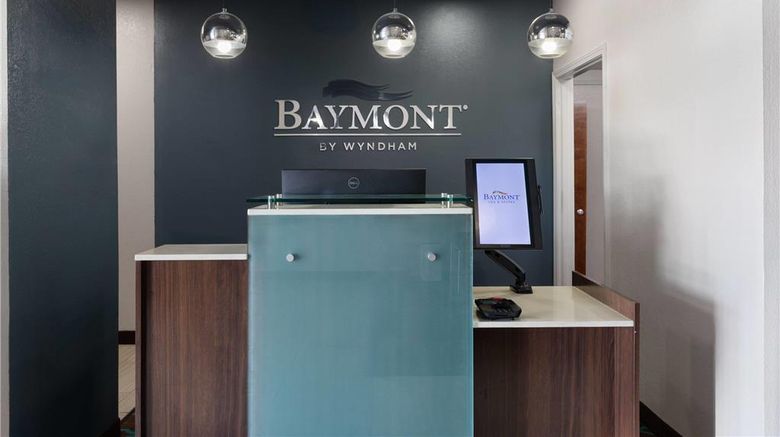 <b>Baymont by Wyndham Moss Point Lobby</b>. Images powered by <a href="https://iceportal.shijigroup.com/" title="IcePortal" target="_blank">IcePortal</a>.