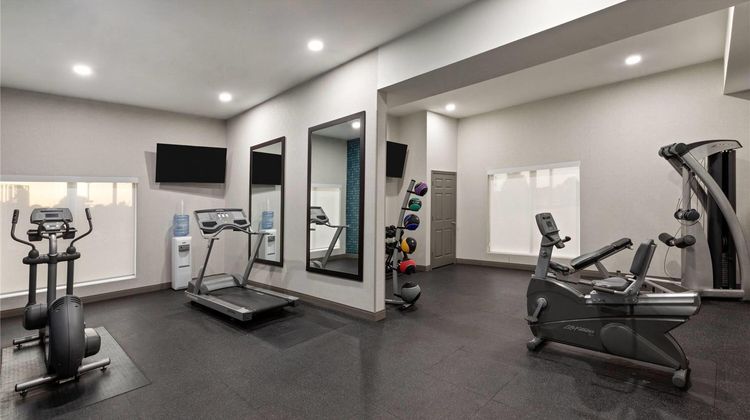 La Quinta Inn & Suites- Moore Health