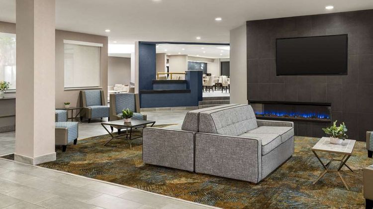 La Quinta Inn Austin Round Rock Lobby