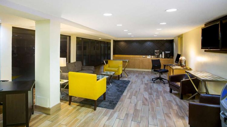 La Quinta Inn Austin Capitol / Downtown Lobby