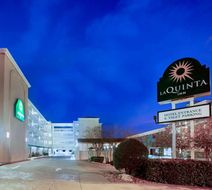 La Quinta Inn Austin Capitol / Downtown Exterior