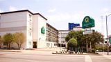 <b>La Quinta Inn Austin Capitol / Downtown Exterior</b>. Images powered by <a href="https://iceportal.shijigroup.com/" title="IcePortal" target="_blank">IcePortal</a>.