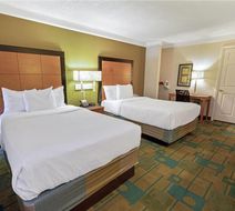 Travelodge by Wyndham Phoenix North Room