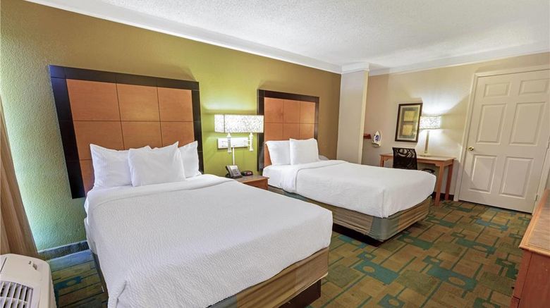 <b>Travelodge by Wyndham Phoenix North Room</b>. Images powered by <a href="https://iceportal.shijigroup.com/" title="IcePortal" target="_blank">IcePortal</a>.