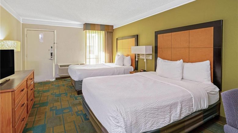 <b>Travelodge by Wyndham Phoenix North Room</b>. Images powered by <a href="https://iceportal.shijigroup.com/" title="IcePortal" target="_blank">IcePortal</a>.