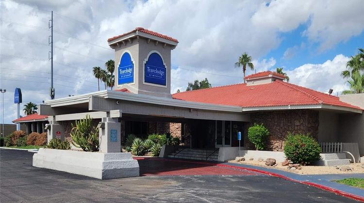 Travelodge by Wyndham Phoenix North Exterior