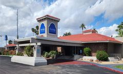 Travelodge by Wyndham Phoenix North