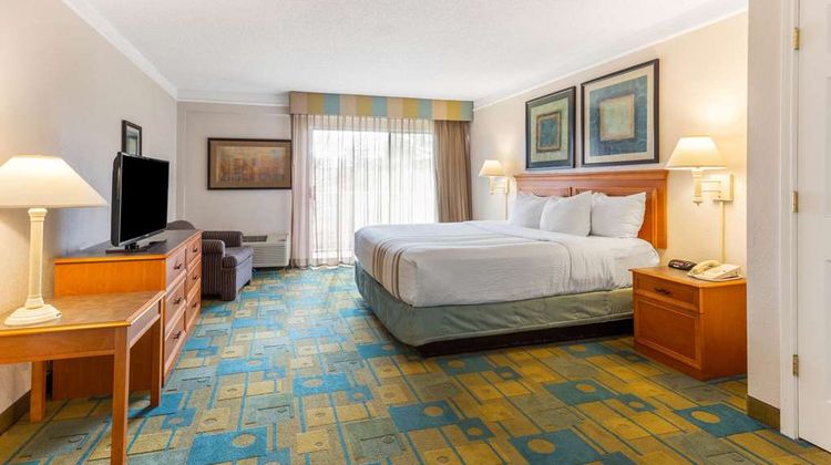 La Quinta Inn & Suites Redding Suite