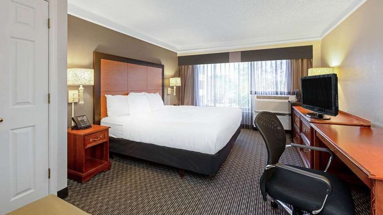 <b>La Quinta Inn New Orleans Airport Suite</b>. Images powered by <a href="https://iceportal.shijigroup.com/" title="IcePortal" target="_blank">IcePortal</a>.