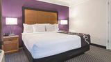 Howard Johnson by Wyndham Sacramento Downtown Suite
