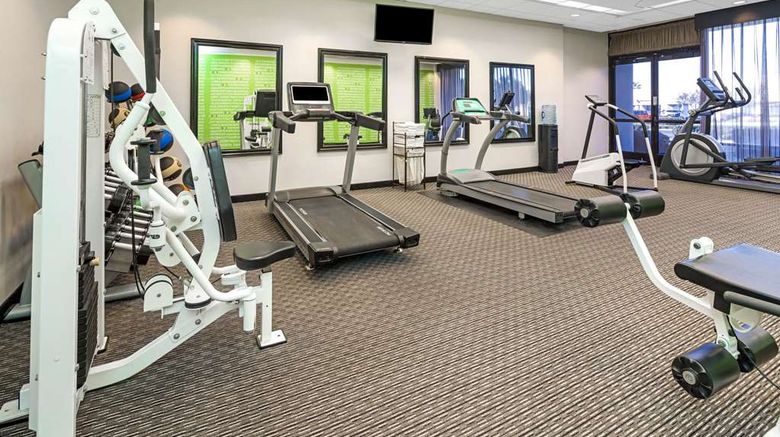 <b>La Quinta Inn & Suites Buena Park Health</b>. Images powered by <a href="https://iceportal.shijigroup.com/" title="IcePortal" target="_blank">IcePortal</a>.