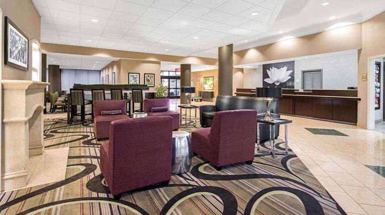 La Quinta Inn & Suites Buena Park Lobby
