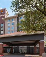 La Quinta Inn-Suites San Antonio Airport