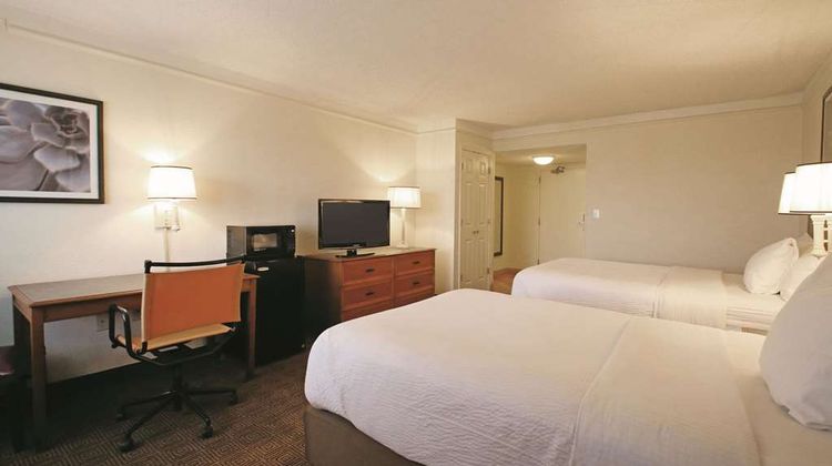 La Quinta Inn & Suites Coral Springs Room