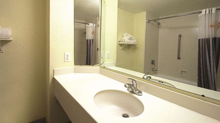 La Quinta Inn & Suites Coral Springs Room