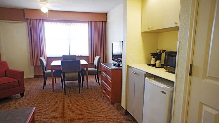 La Quinta Inn & Suites Coral Springs Suite