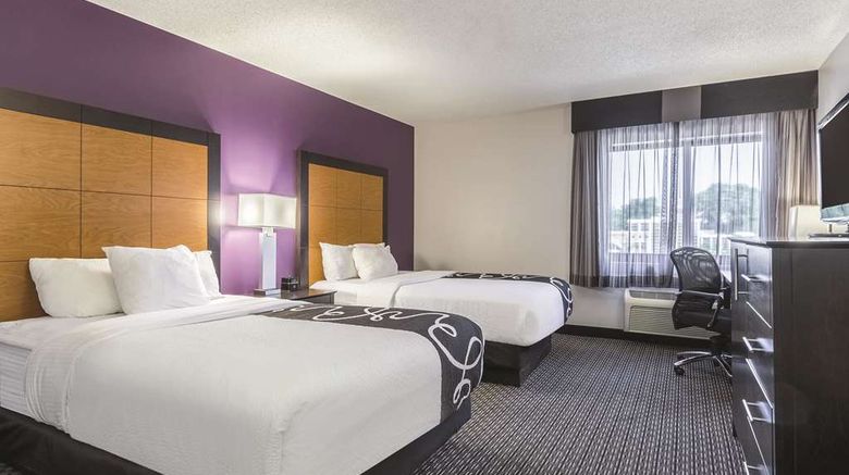 <b>La Quinta Inn San Marcos Room</b>. Images powered by <a href="https://iceportal.shijigroup.com/" title="IcePortal" target="_blank">IcePortal</a>.