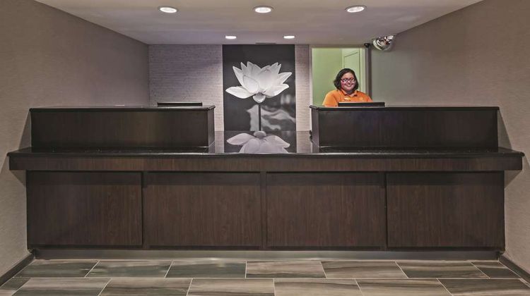 La Quinta Inn San Marcos Lobby