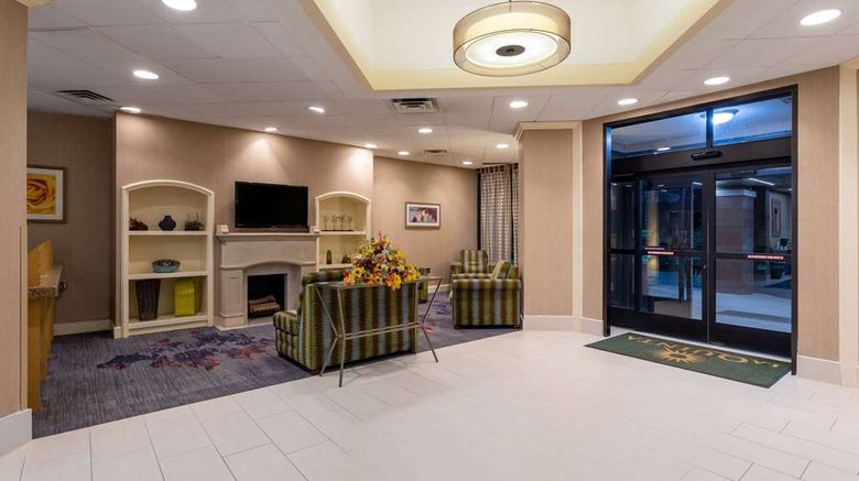 <b>La Quinta Inn Kingsport Tri-Cities Arpt Lobby</b>. Images powered by <a href="https://iceportal.shijigroup.com/" title="IcePortal" target="_blank">IcePortal</a>.