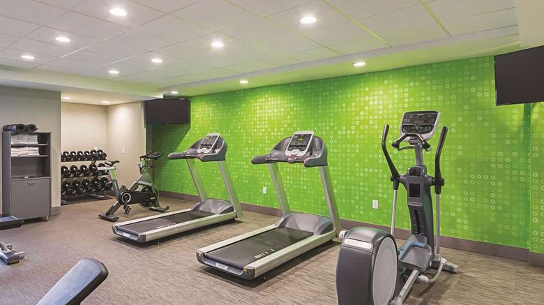 <b>La Quinta Inn-Suites Austin Mopac North Health</b>. Images powered by <a href="https://iceportal.shijigroup.com/" title="IcePortal" target="_blank">IcePortal</a>.