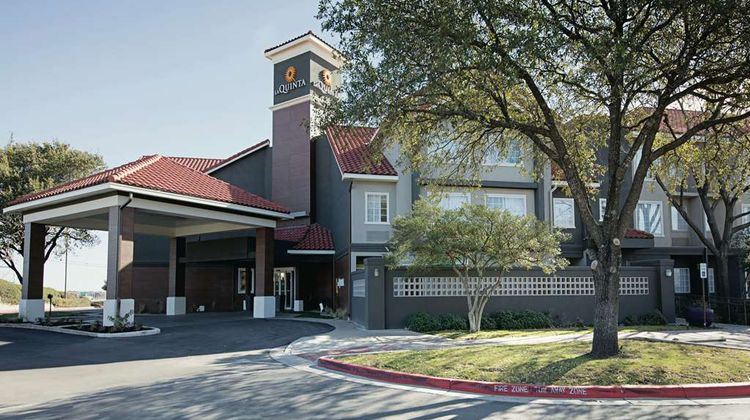La Quinta Inn-Suites Austin Mopac North Exterior