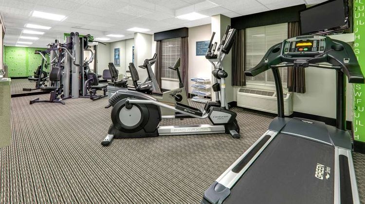La Quinta Inn & Suites Dallas Addison Health