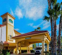 La Quinta Inn & Suites Tucson Airport Exterior