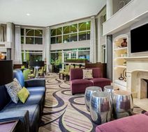 La Quinta Inn & Suites Tucson Airport Lobby