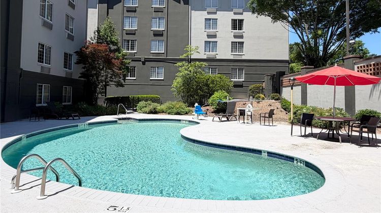 La Quinta Inn & Stes Birmingham Homewood Pool