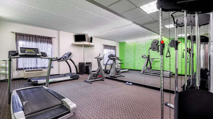 La Quinta Inn & Suites Broadway Area Health